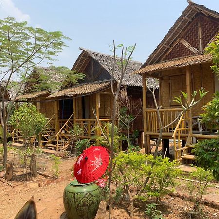 Bamboo House Apartment Bagan Bagian luar foto